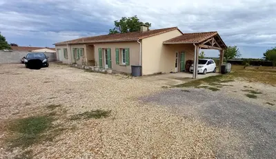 Bâtiment de le séjour chez l'habitant