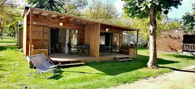 Jardin de l'établissement Camping la Venise Verte