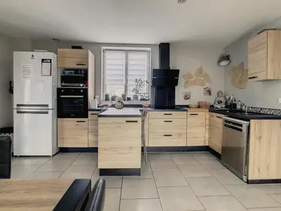 Cuisine ou kitchenette dans l'établissement Maison piscine proche La Rochelle