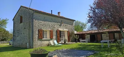 Jardin de l'établissement La maison de Marie