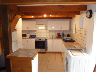 Cuisine ou kitchenette dans l'établissement GITE DU PUITS DE LA BARRE