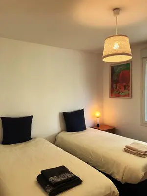 Un ou plusieurs lits dans un hébergement de l'établissement Makivka - A 5 min de Cognac - Maison entière avec 2 chambres