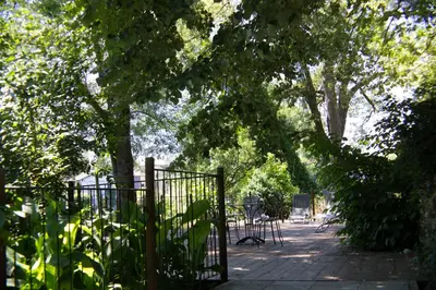 Jardin de l'établissement Pont Vieux