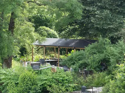 Jardin de l'établissement Pont Vieux