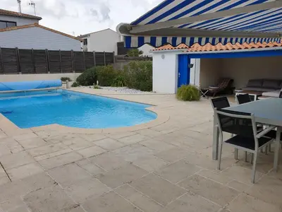 Piscine de l'établissement maison piscine ou située à proximité