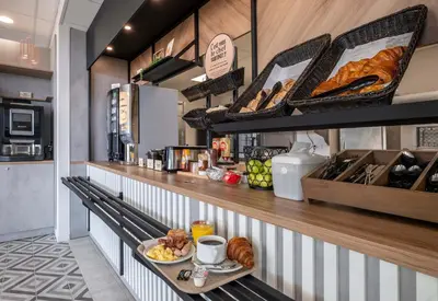 Nourriture dans l'hôtel ou à proximité